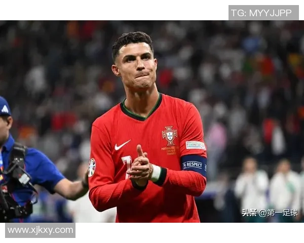 全球足球技术最顶尖球星是谁他的超凡技巧引发热议 全球足球技术最顶尖球星是谁他的超凡技巧引发热议